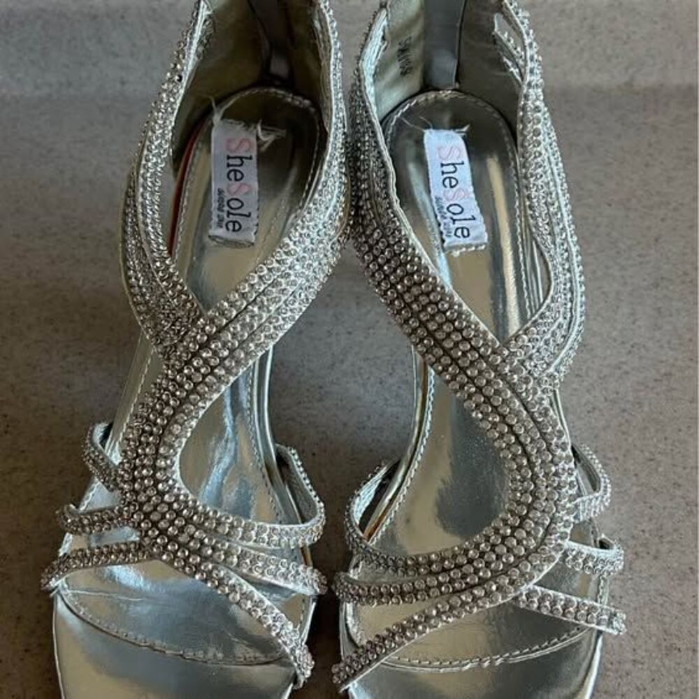 SheSole Women's Low Heel Formal Silver/Rhinestone Sz. 40
